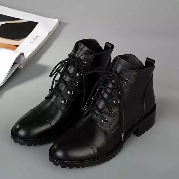 2016 Alexander women Boots in Calfskin leather