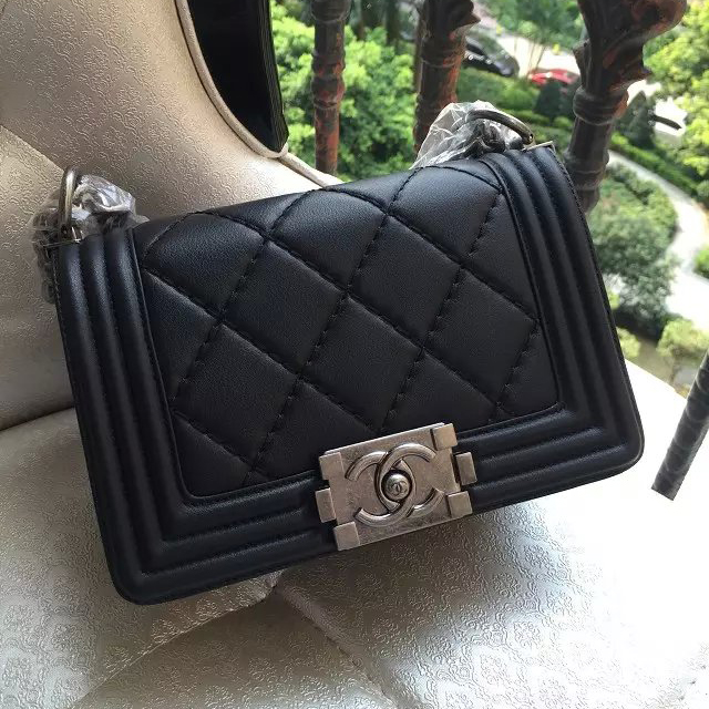 2016 Boy Chanel Flap Shoulder Bag Original Leather A67085 Black