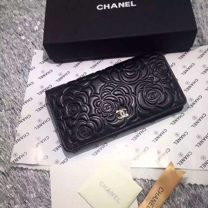 2016 Chanel Bi-Fold Wallet Black sheepskin leather A31509