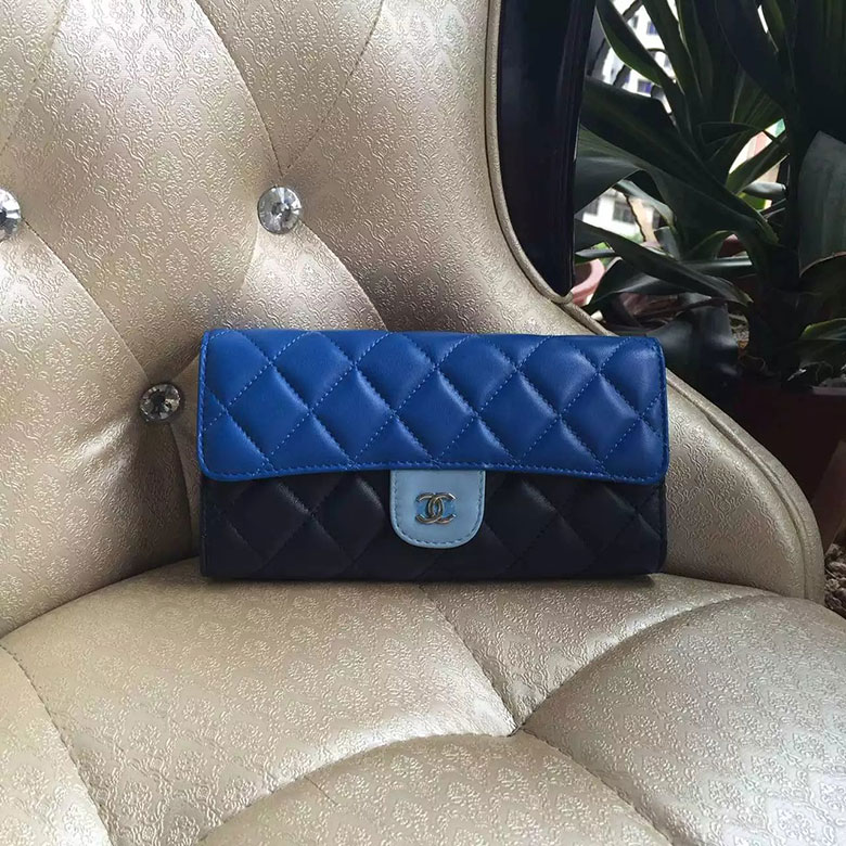 2016 Chanel Bi-Fold Wallet Original sheepskin leather A80715