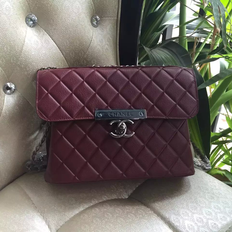 2016 Chanel Clasp Flap Bag in Original Calfskin leather Claret A90905