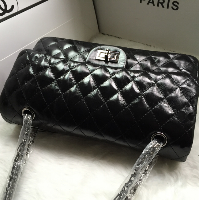 2016 Chanel Classic Flap Bag 1112 Shiny Iridescent leather in Black