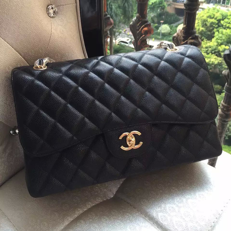 2016 Chanel Classic Flap Bag 1113 Original Caviar leather in Black Gold