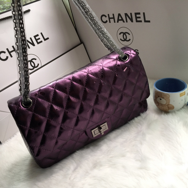 2016 Chanel Classic Flap Bag 1113 Shiny Iridescent Leather in Purple