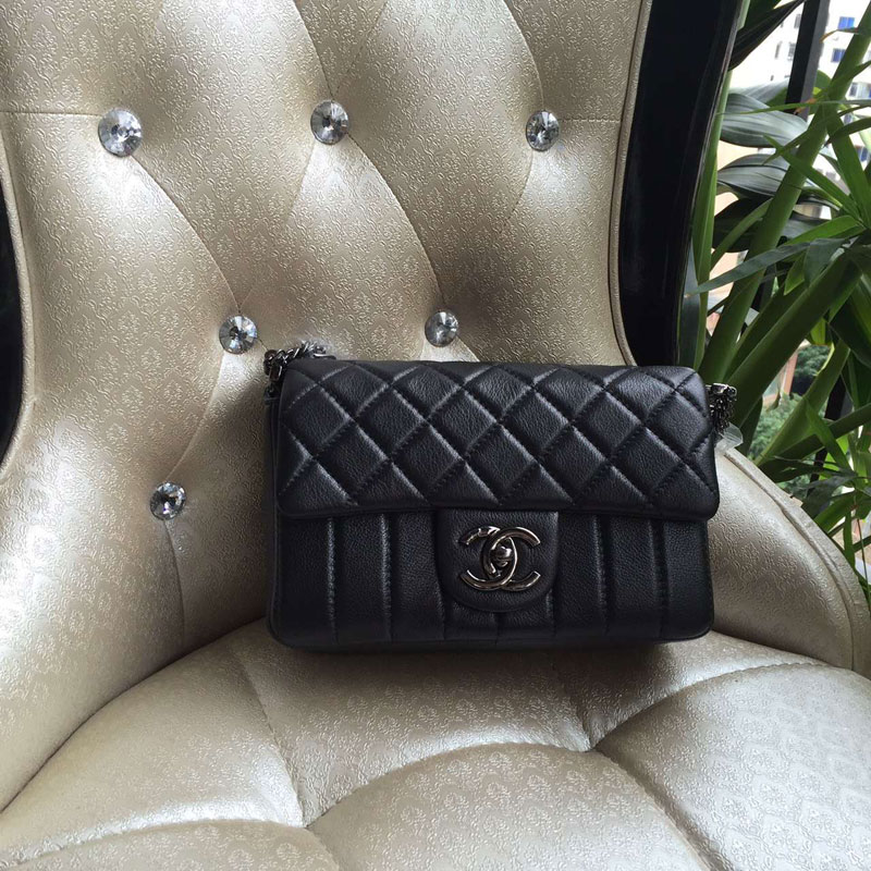 2016 Chanel Classic Flap Bags Original leather A3400 in Black