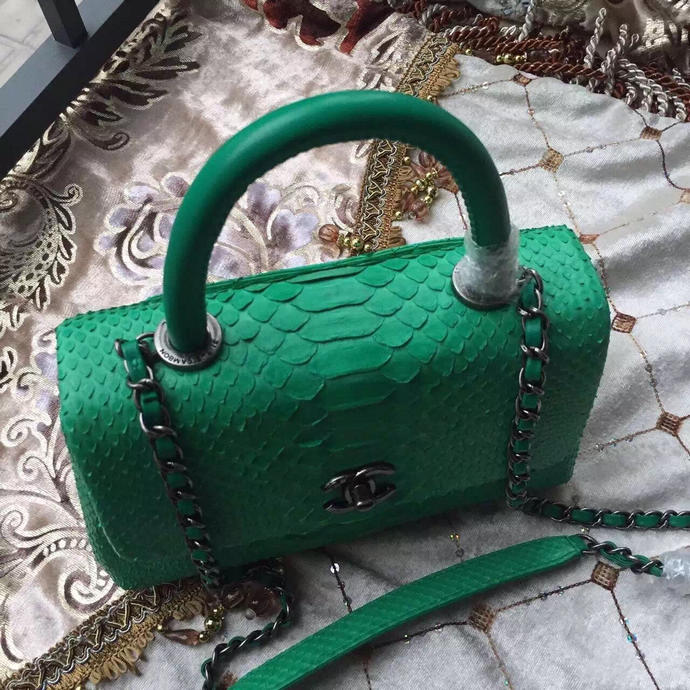 2016 Chanel Classic Top Tote Bag Original Snake Leather A95169 Green