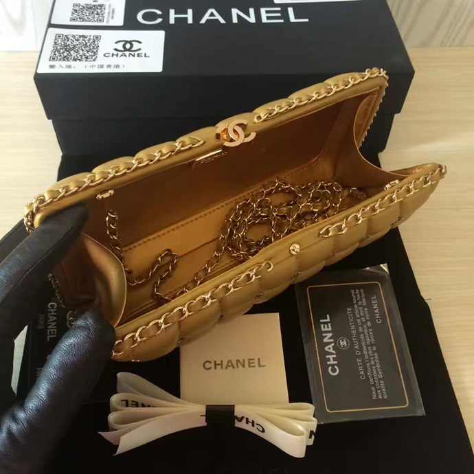 2016 Chanel Clutch Dinner Bag Original Sheepskin Leather A94432 Gold