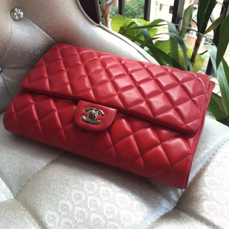 2016 Chanel Clutch Original Sheepskin Leather A26001 Red