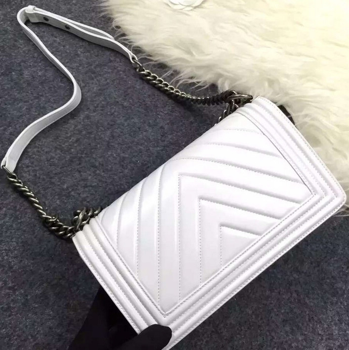 2016 Chanel LE Boy Flap Shoulder Bag Original sheepskin Leather A67086 White