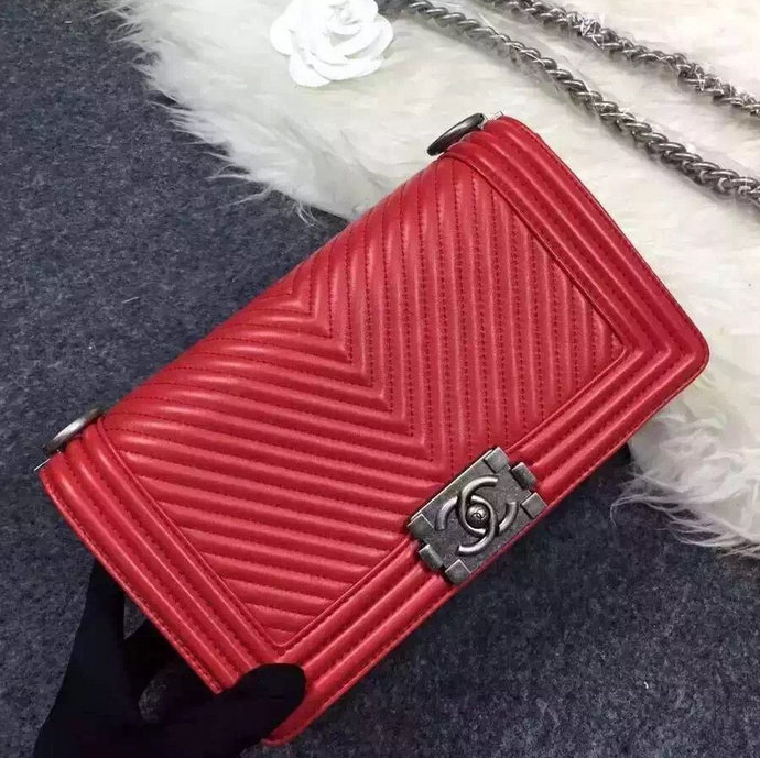 2016 Chanel Le Boy Flap Shoulder Bag A92493 Red