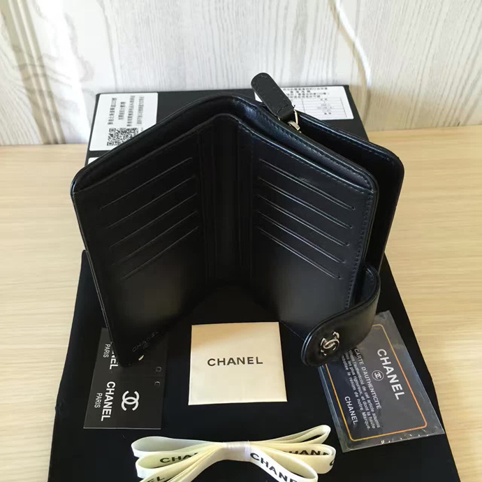 2016 Chanel Matelasse Bi-Fold Wallet Original Sheepskin Leather A50073 Black