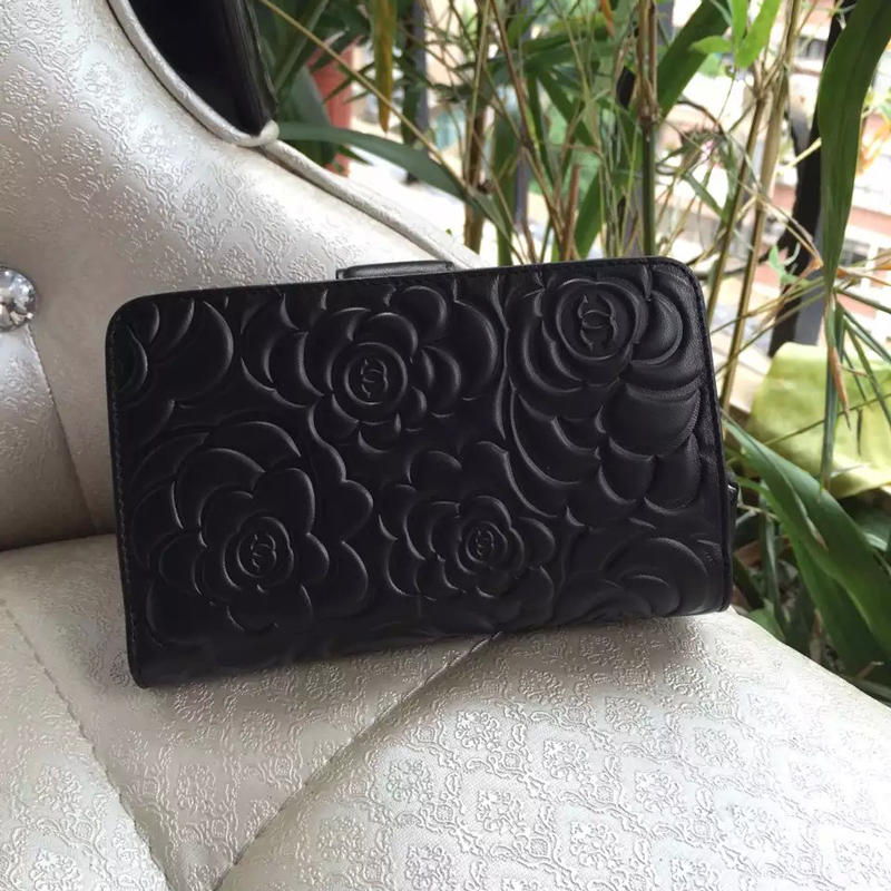 2016 Chanel Matelasse Bi-Fold Wallet Original Sheepskin Leather A50087 Black