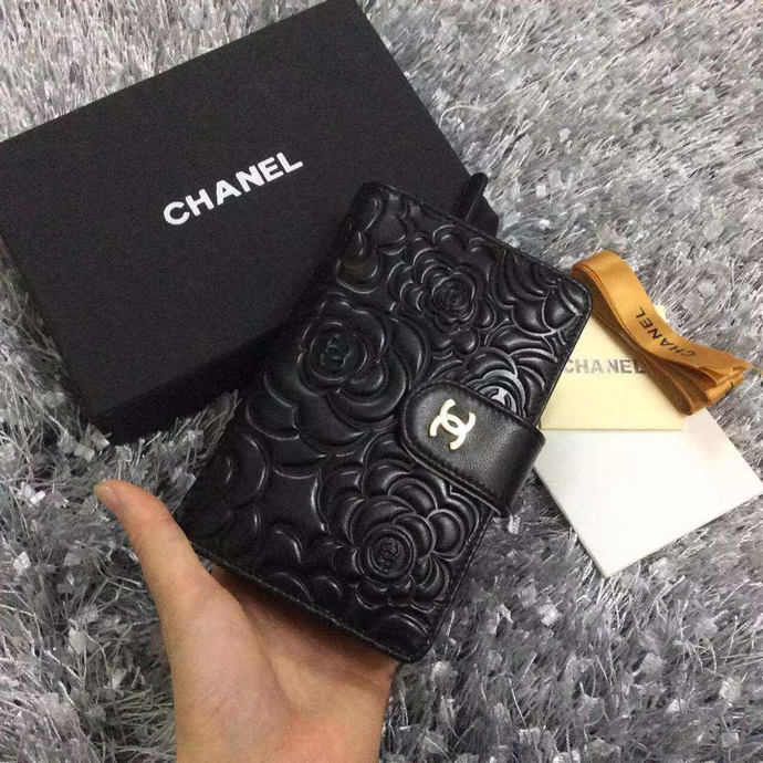 2016 Chanel Matelasse Bi-Fold Wallet Sheepskin Leather A50073 Black