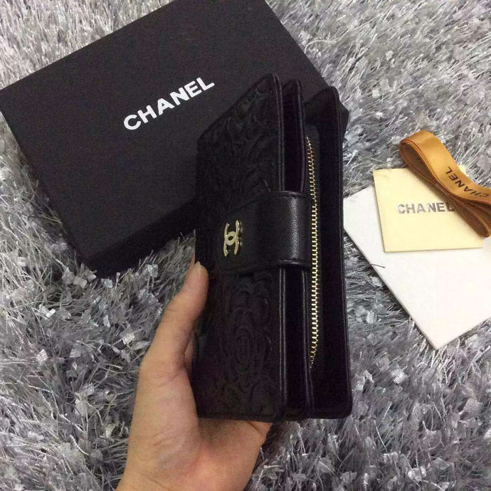 2016 Chanel Matelasse Bi-Fold Wallet Sheepskin Leather A50073 Black