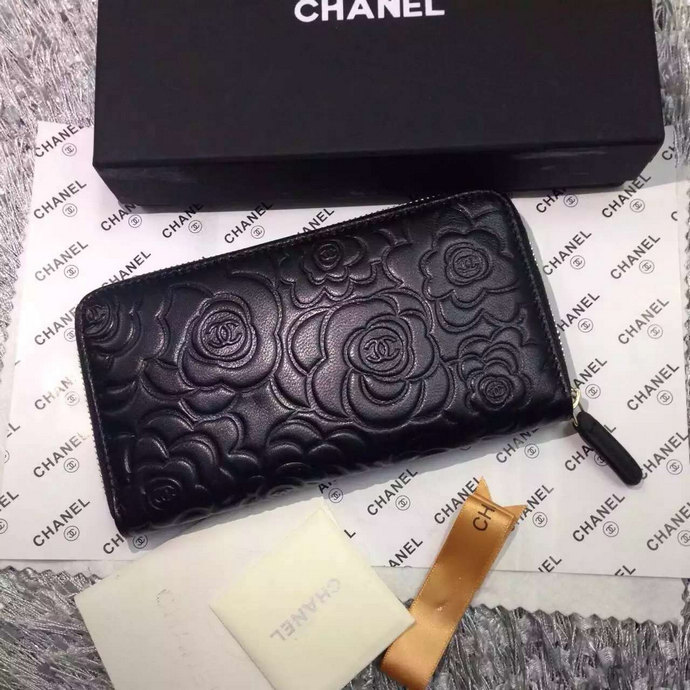 2016 Chanel Matelasse Zip Around Wallet Sheepskin leather A50071 Black