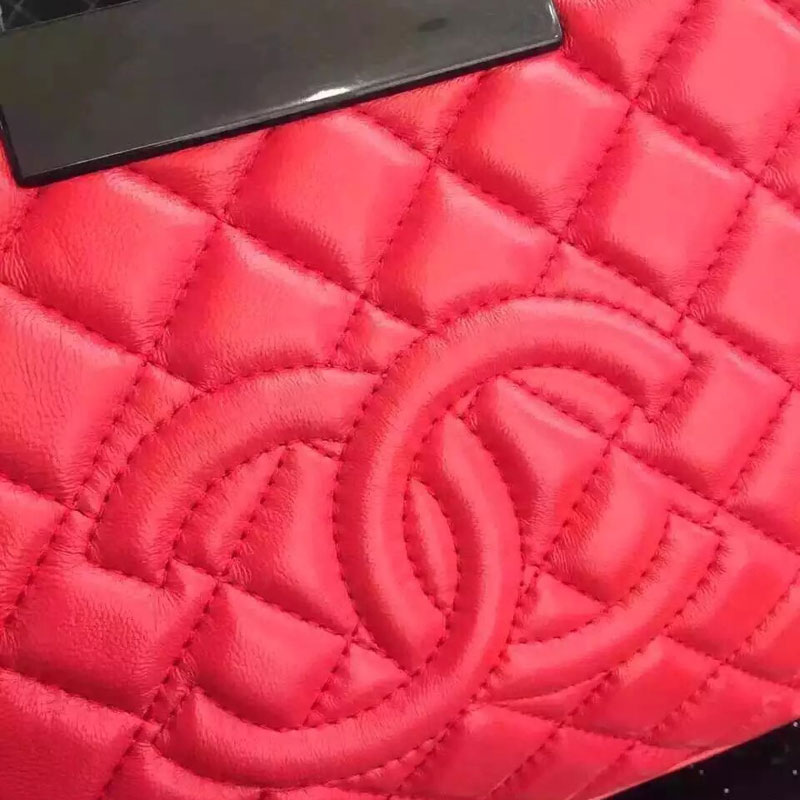 2016 Chanel Sheepskin Leather Tote shoulder Bag A66066 Red