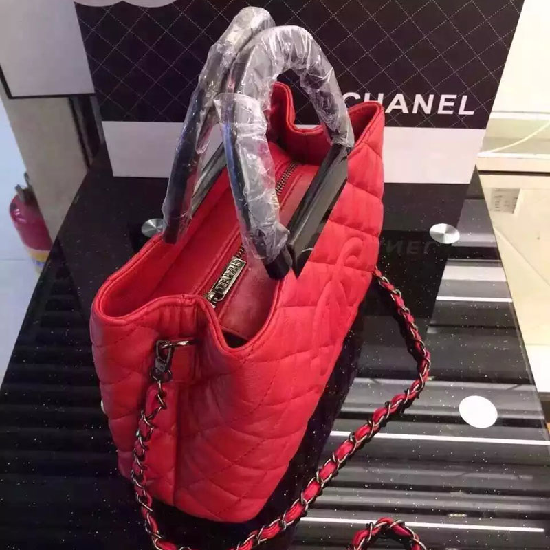 2016 Chanel Sheepskin Leather Tote shoulder Bag A66066 Red