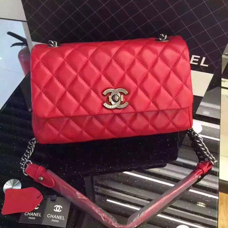 2016 Chanel Sheppskin Leather Flap Shoulder Bag A6031 Red