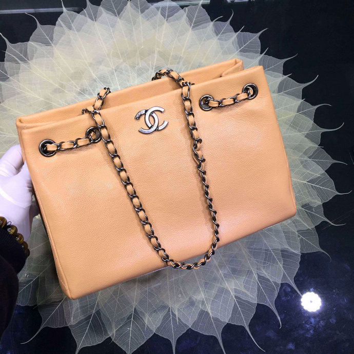 2016 Chanel Shoulder Bag Original Caviar Leather A91096 Apricot