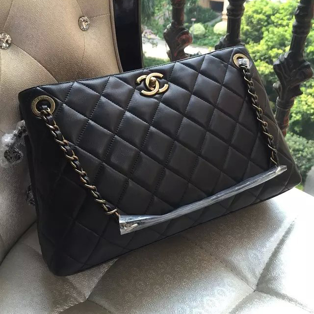 2016 Chanel Shoulder Bag in original Sheepskin Leather A49331 Black