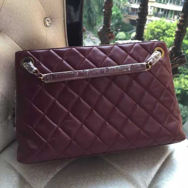 2016 Chanel Shoulder Bag in original Sheepskin Leather A49331 Burgundy