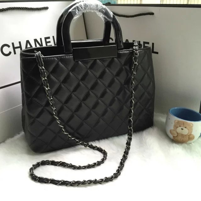 2016 Chanel Tote shoulder Bag Sheepskin Leather A8178 Black