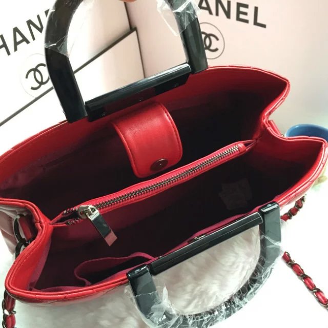 2016 Chanel Tote shoulder Bag Sheepskin Leather A8178 Red