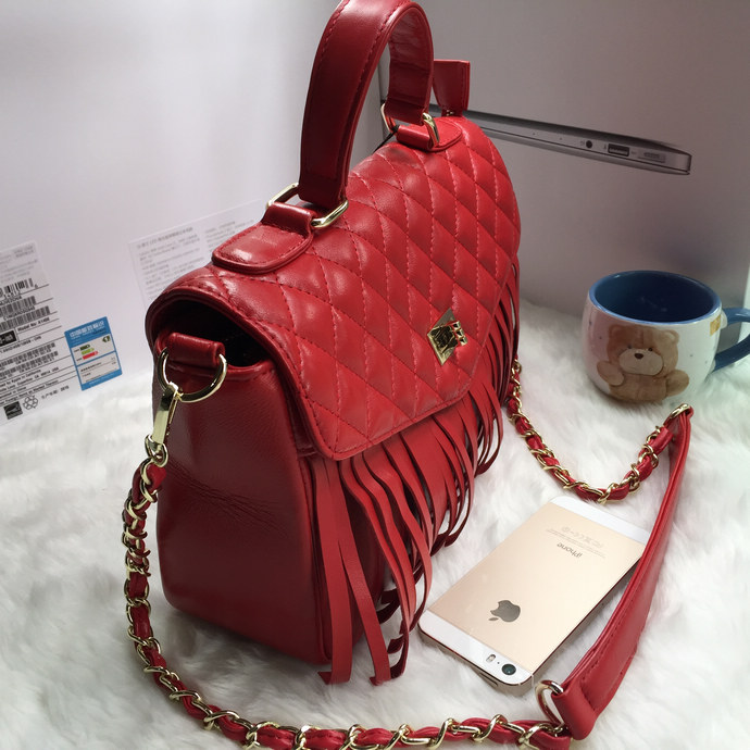 2016 Chanel Tote shoulder Bag Sheepskin Leather A8179 Red