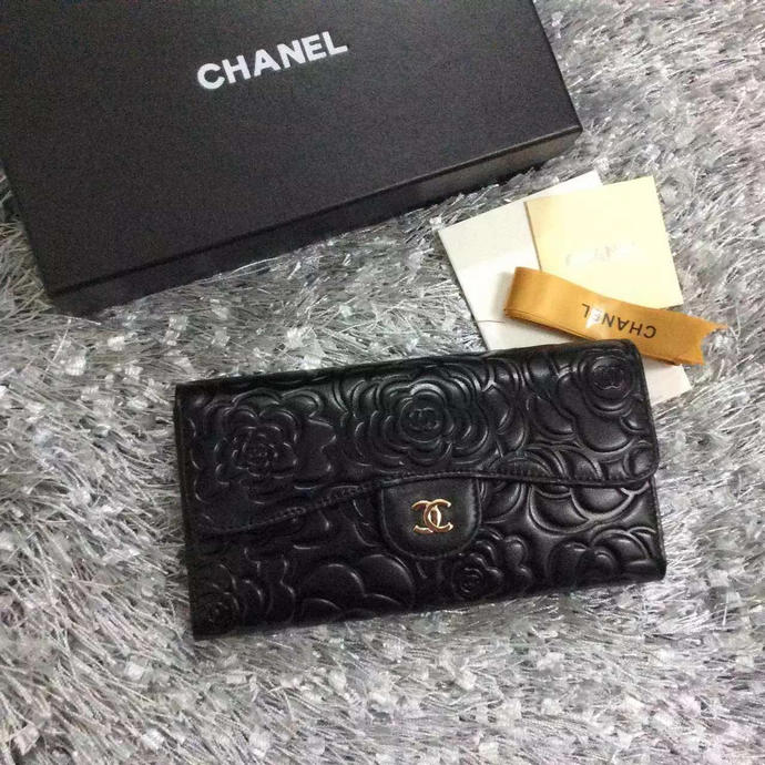 2016 Chanel Tri-Fold Wallet Black sheepskin leather A31506