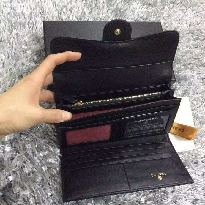 2016 Chanel Tri-Fold Wallet Black sheepskin leather A31506