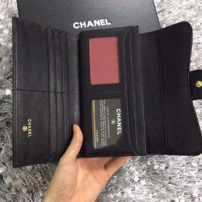 2016 Chanel Tri-Fold Wallet Black sheepskin leather A31506