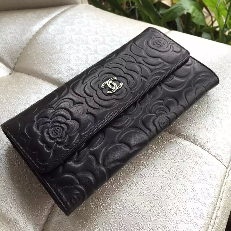 2016 Chanel Tri-Fold Wallet Original Lambskin Leather A50084 Black with Gold