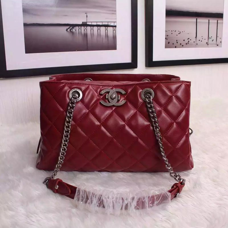 2016 Chanel shoulder Bag  Sheepskin Leather A70454 Claret