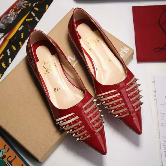 2016 Christian Louboutin women Flats shoes with Rivet