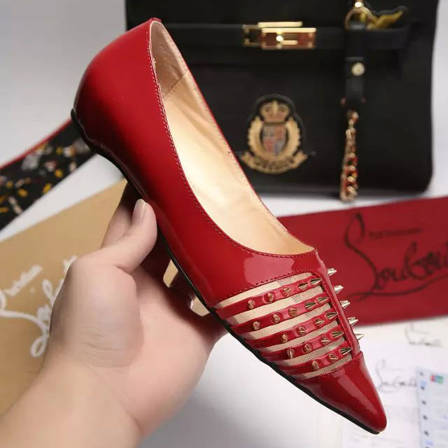 2016 Christian Louboutin women Flats shoes with Rivet