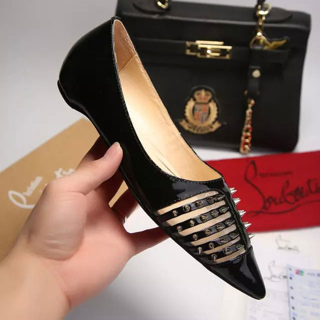 2016 Christian Louboutin women Flats shoes with Rivet