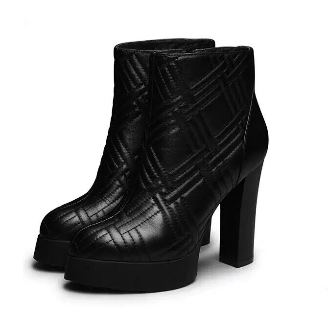 2016 Dior women Boots in Calfskin Leather