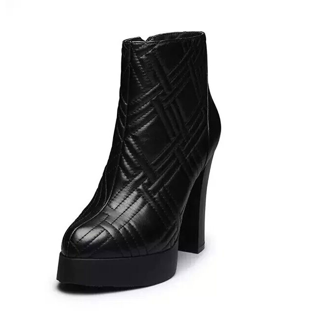 2016 Dior women Boots in Calfskin Leather