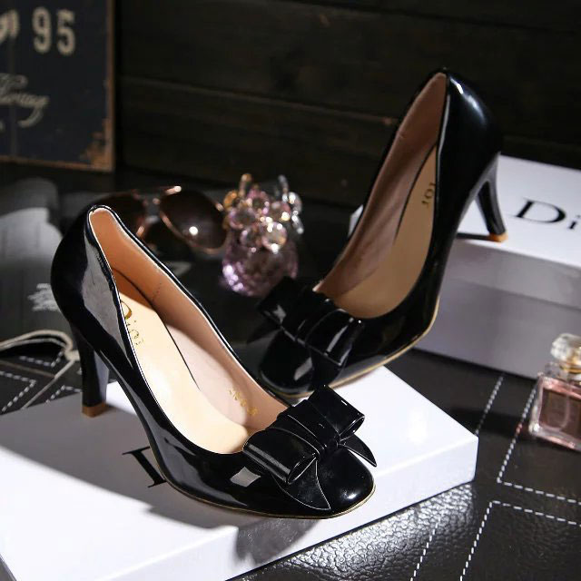 2016 Dior women shoes in Patent leather Heel Height 8cm