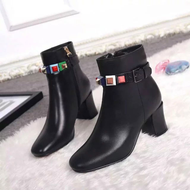 2016 Fendi women Boots in Calfskin leather