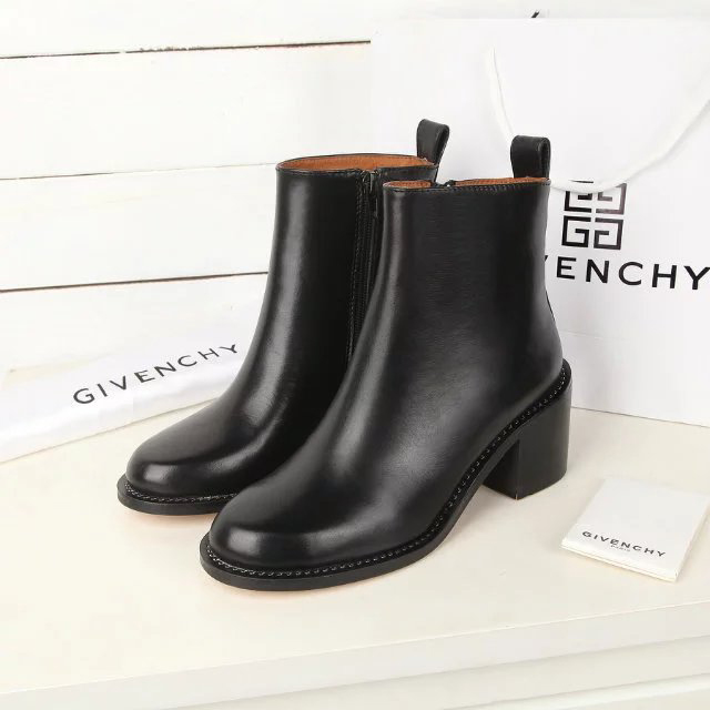 2016 Givenchy women Boots in Calfskin leather