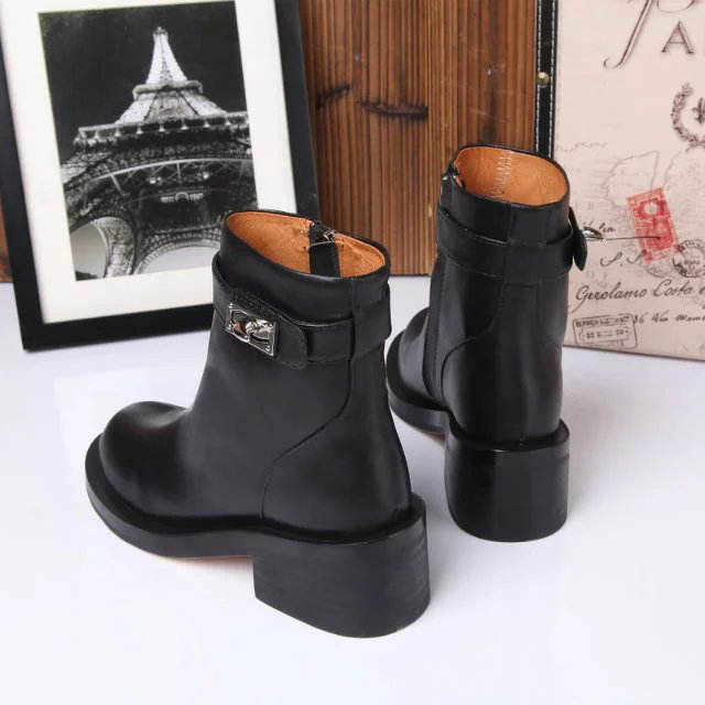 2016 Givenchy women Boots in Calfskin leather