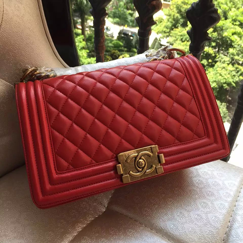 2016 LE Boy Chanel Flap Shoulder Bag Original Caviar Leather A67086 Red