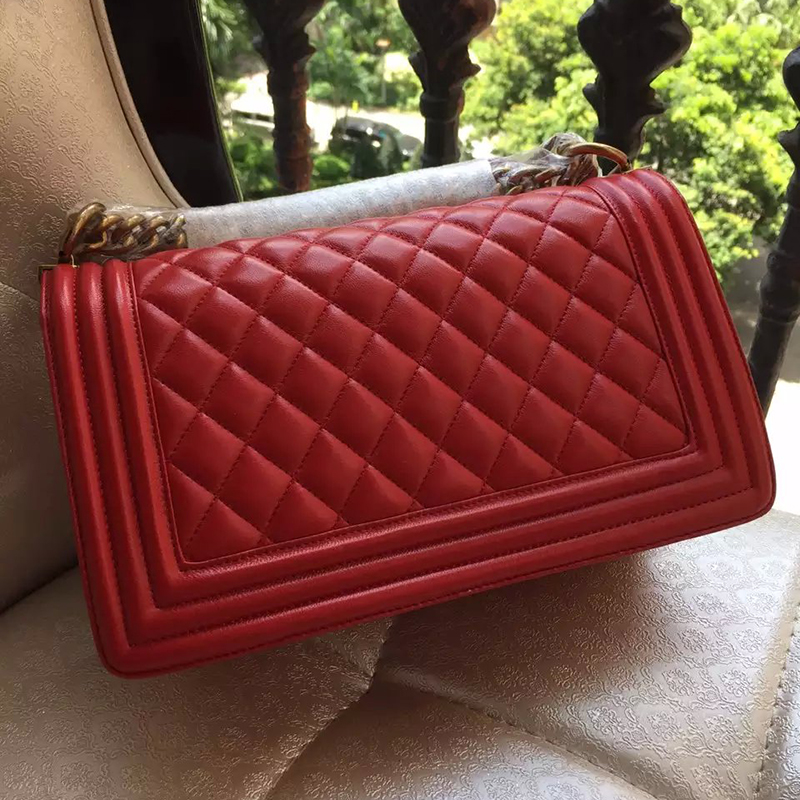 2016 LE Boy Chanel Flap Shoulder Bag Original Caviar Leather A67086 Red