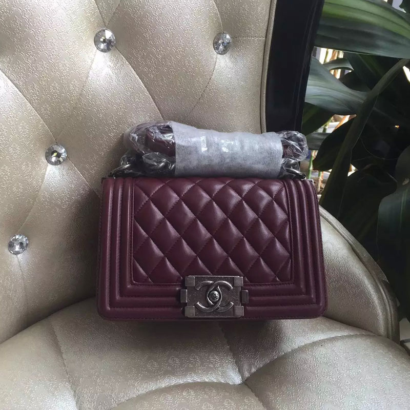 2016 LE Boy Chanel Flap Shoulder Bag Original Sheepskin Leather A67085 Claret