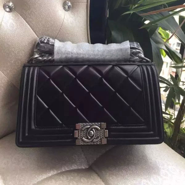 2016 LE Boy Chanel Flap Shoulder Bag Original leather A67086 Black