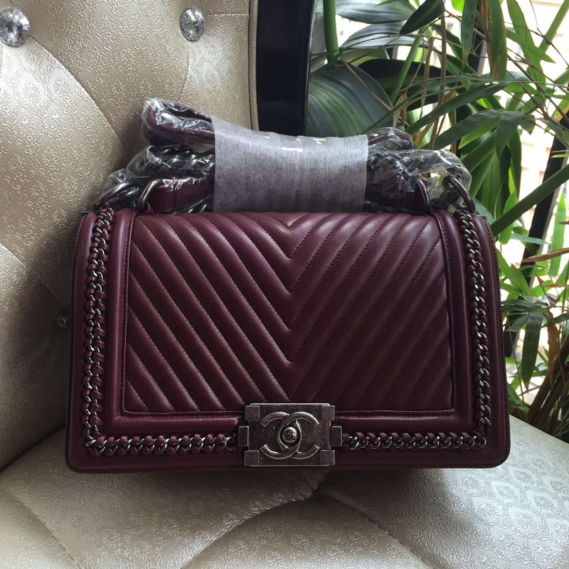 2016 Latest LE Boy Chanel Flap Shoulder Bag Original leather A67086 Claret