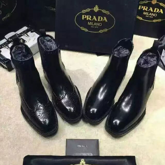 2016 Latest Prada women Boots in Calfskin leather