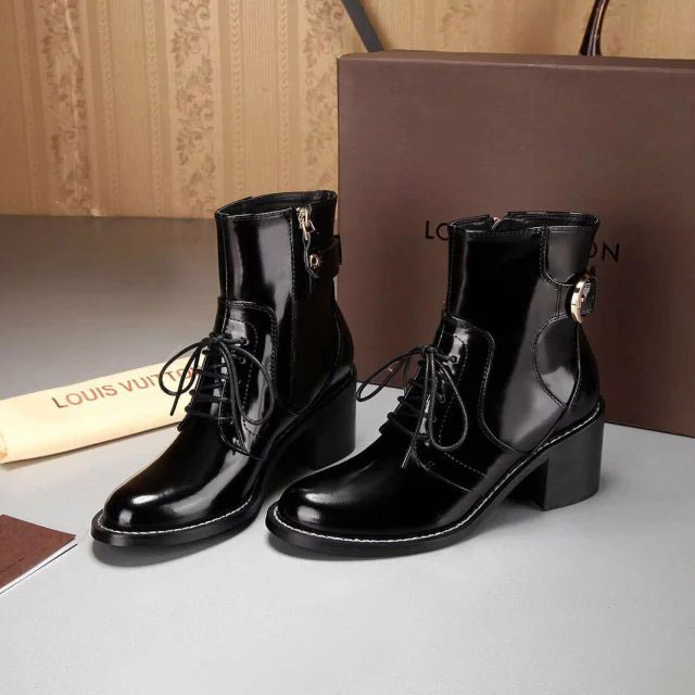 2016 Louis vitton women boots in Calfskin Leather