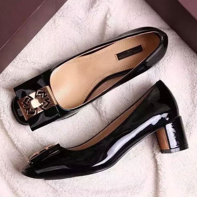 2016 Louis vitton women casual shoes in Patent leather 5CM